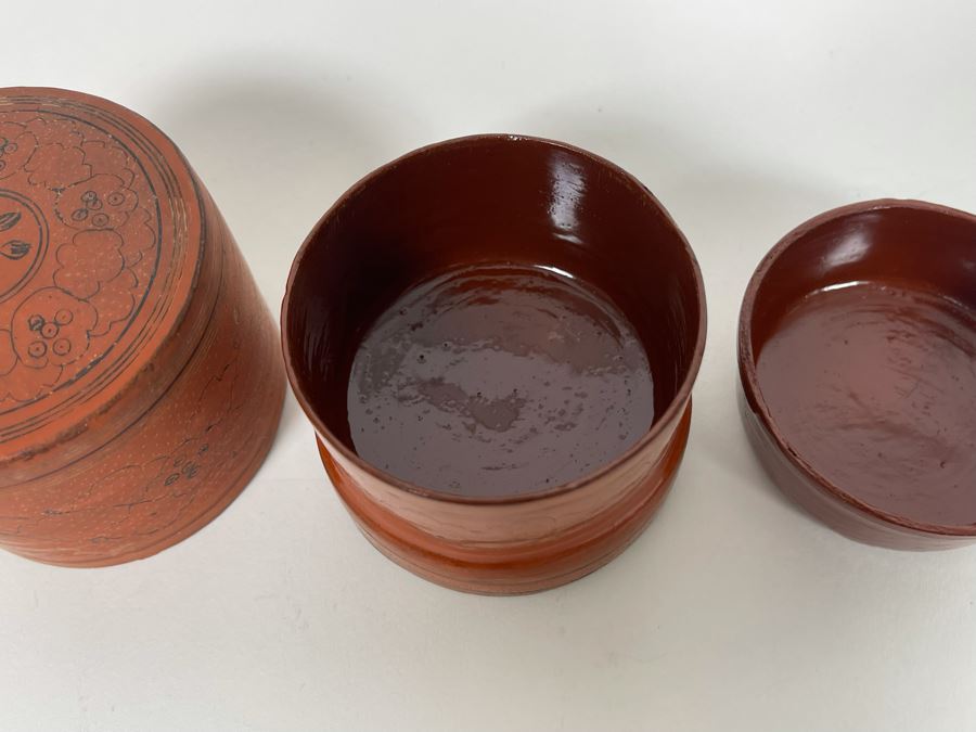 Vintage Burmese Betel Lacquer Handpainted Box 2.75R X 2.75H [Photo 9]