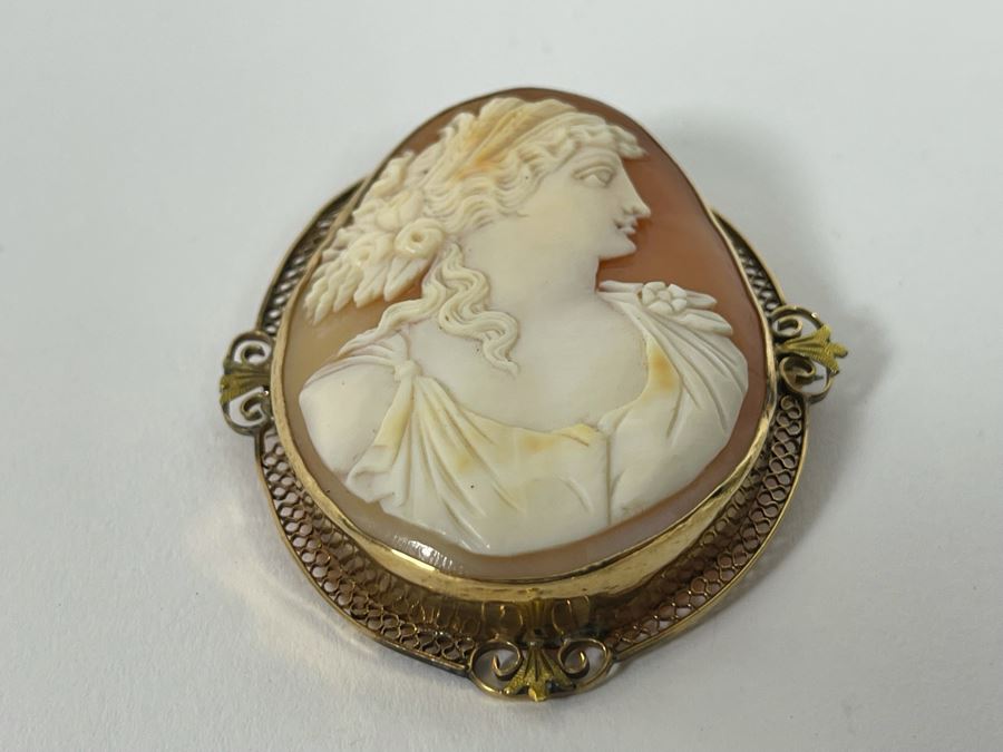 10K-14K Gold Cameo Brooch Pendant 2W X 2.25H 17.2g Retails $450 [Photo 4]