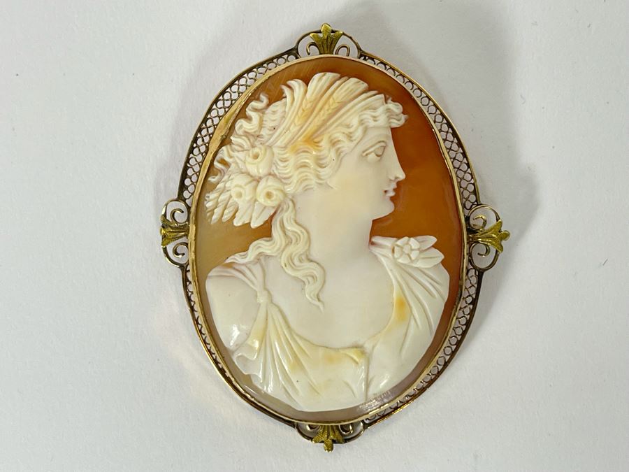 10K-14K Gold Cameo Brooch Pendant 2W X 2.25H 17.2g Retails $450 [Photo 2]