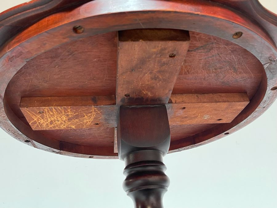 Vintage Mahogany Barley Twist Side Table 24W X 29.5H [Photo 9]