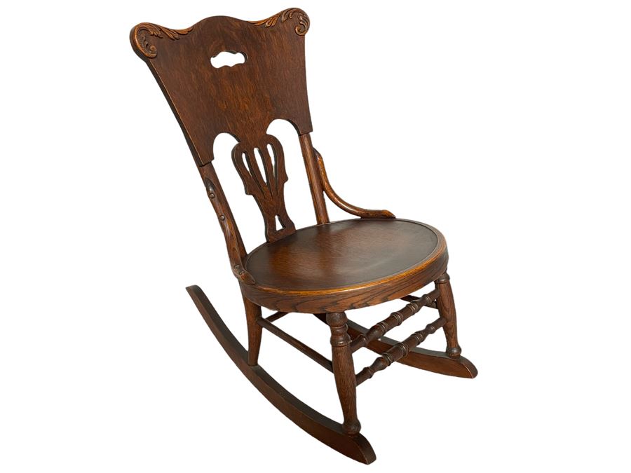 Vintage Victorian Oak Rocking Chair 15W X 27D X 28H