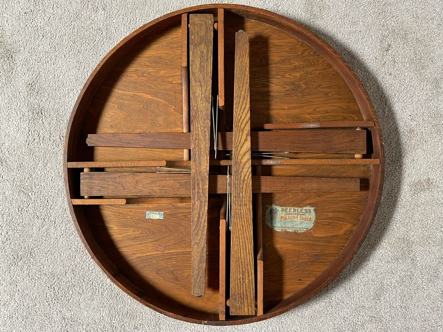 Vintage Peerlees Lightweight Folding Table 30R X 27H [Photo 2]