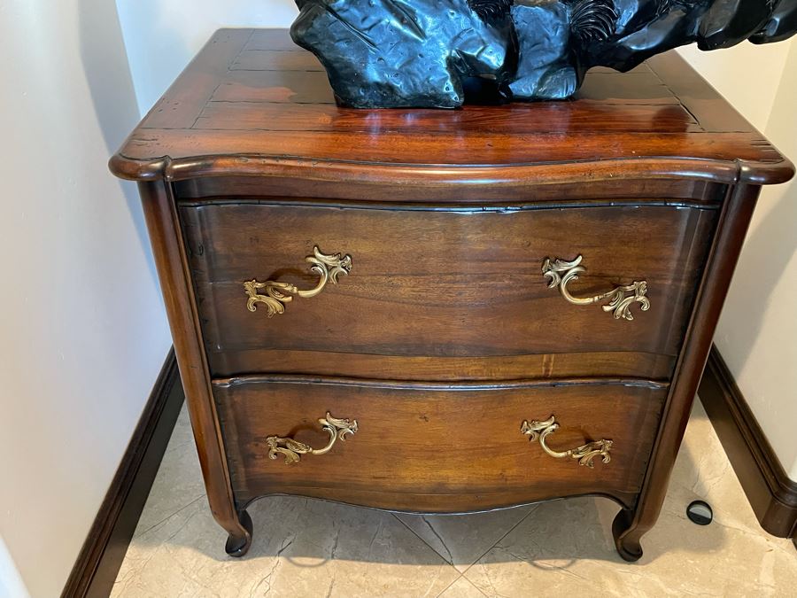 Henredon Wooden Nightstand 2-Drawer Dresser 31W X 22D X 30.5H [Photo 3]