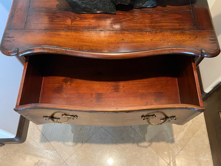 Henredon Wooden Nightstand 2-Drawer Dresser 31W X 22D X 30.5H [Photo 5]