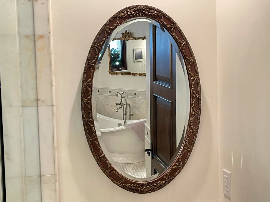 Ornate Wooden Oval Beveled Glass Wall Mirror 21.5W X 33H [Photo 1]