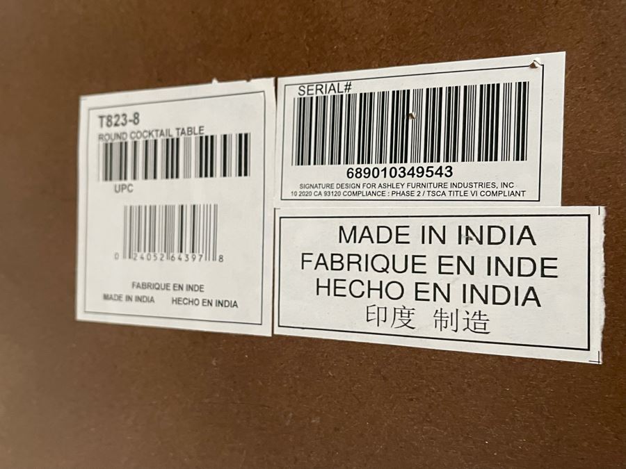 Round Cocktail Table With Wooden Top And Metal Base 40R X 18H [Photo 8]