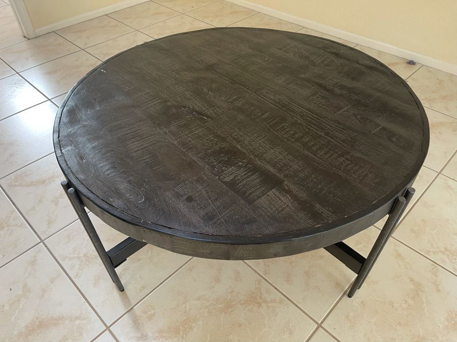 Round Cocktail Table With Wooden Top And Metal Base 40R X 18H [Photo 2]