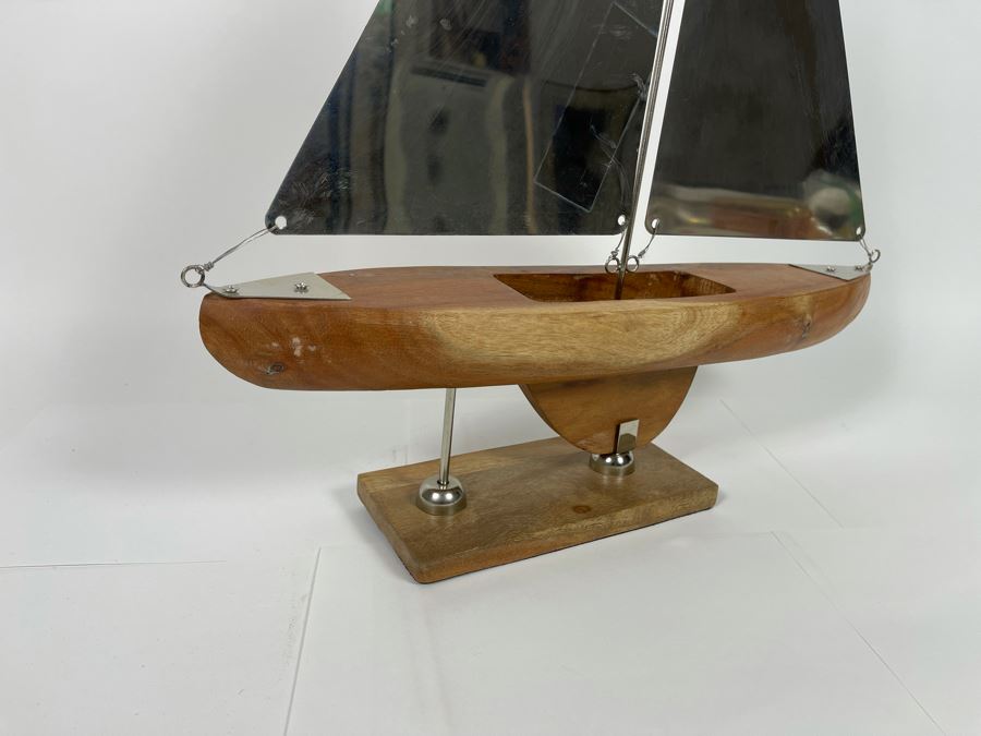 Sailing Ship Model Wood And Metal 19W X 4D X 22H [Photo 4]