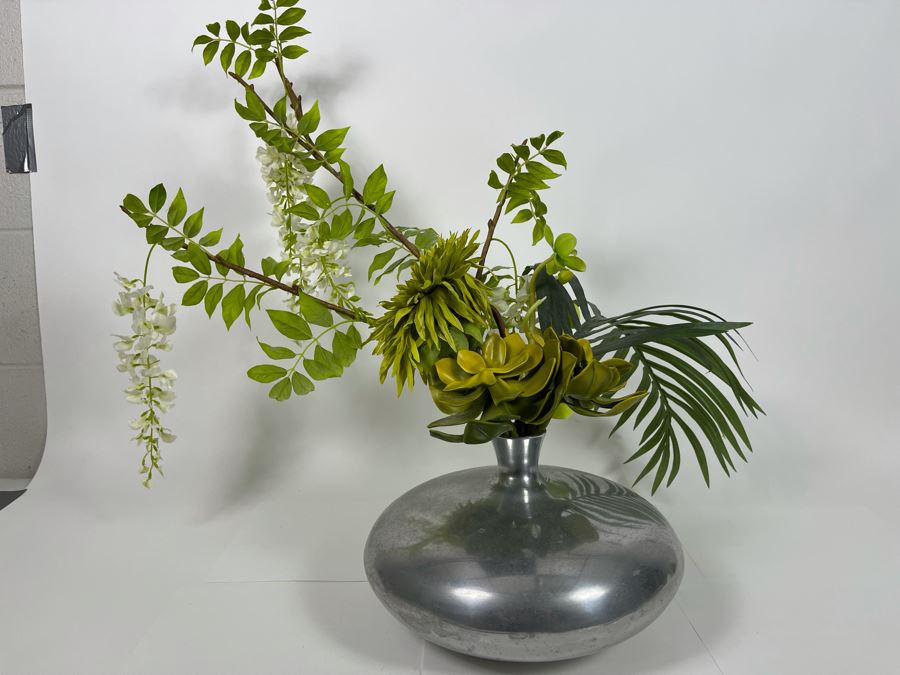 Z Galleire Metal 7' Polished Aluminum Vase With Artificial Flower Arrangement 27H [Photo 2]