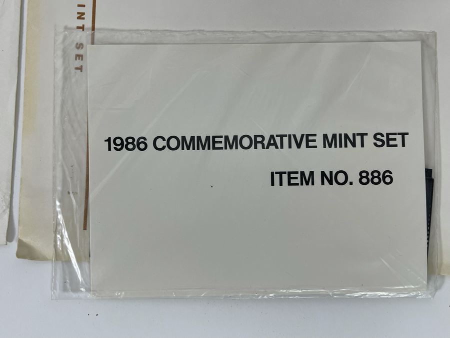 (4) Sealed Sets Of United States Postal Service Mint Set Of Commemorative Stamps From 1983, 1984, 1985, 1986 [Photo 13]