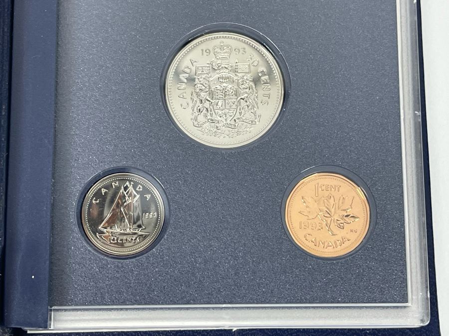 United States Mint 1988 Prestige Set With Silver Dollar And 1993 Royal Canadian Mint Coins [Photo 12]