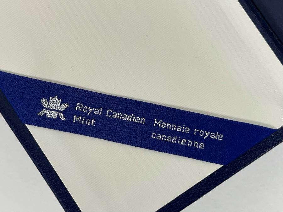 United States Mint 1988 Prestige Set With Silver Dollar And 1993 Royal Canadian Mint Coins [Photo 13]