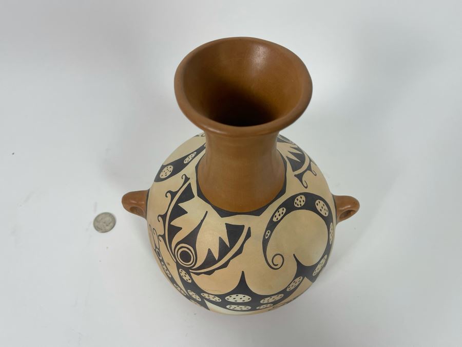 Signed Argentinian Pottery 10H [Photo 8]