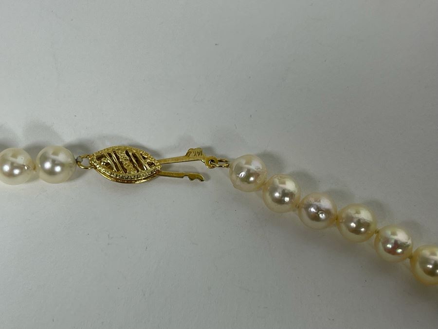 18' Pearl Necklace With 14K Gold Clasp [Photo 9]