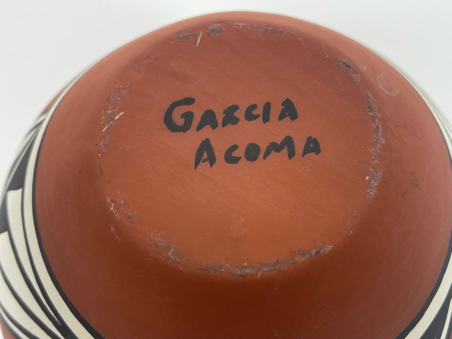 Native American Acoma Pottery Jar Signed Garcia 5.5W X 6H [Photo 9]
