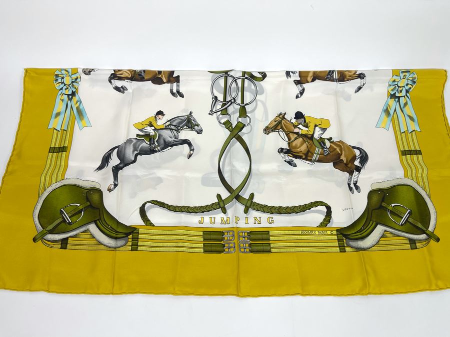 Hermes Paris Horse Jumping Scarf [Photo 3]