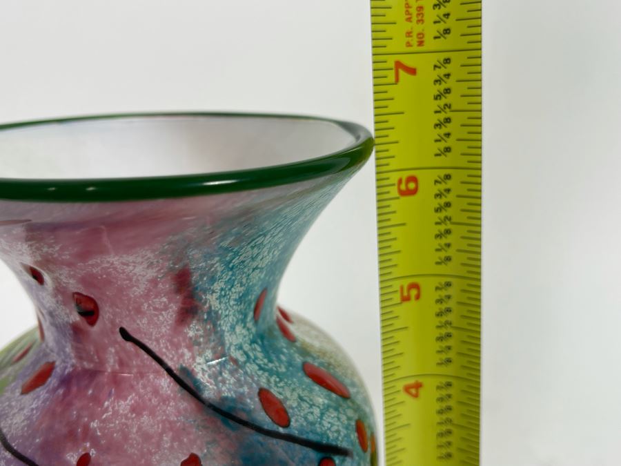 Art Glass Vase 4W X 6.5H [Photo 9]