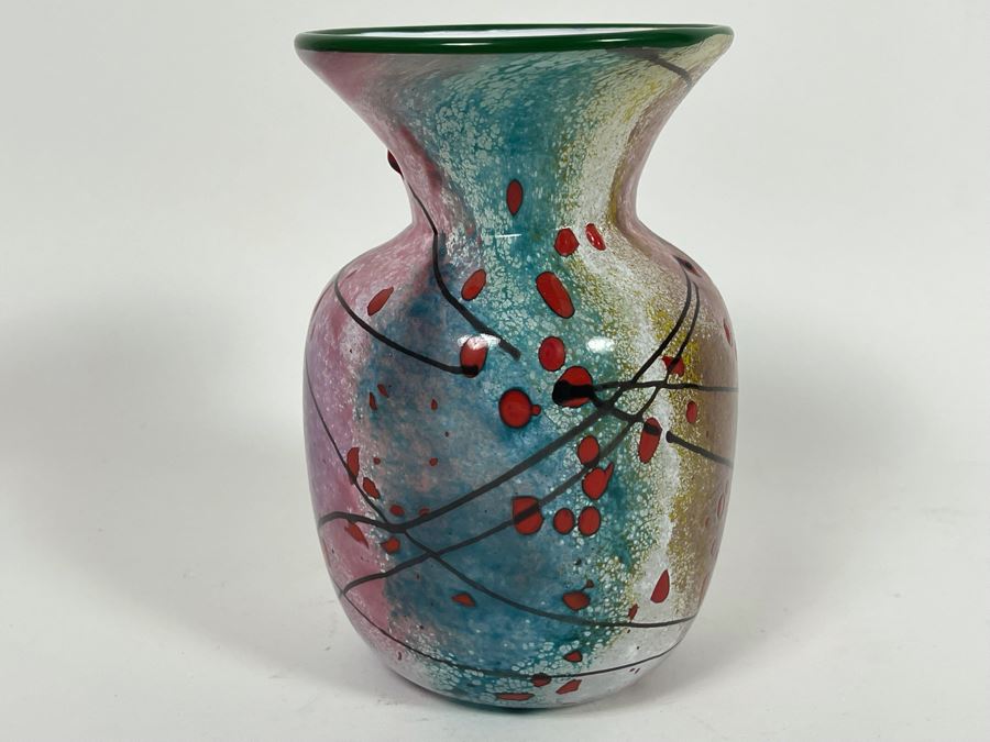 Art Glass Vase 4W X 6.5H [Photo 3]