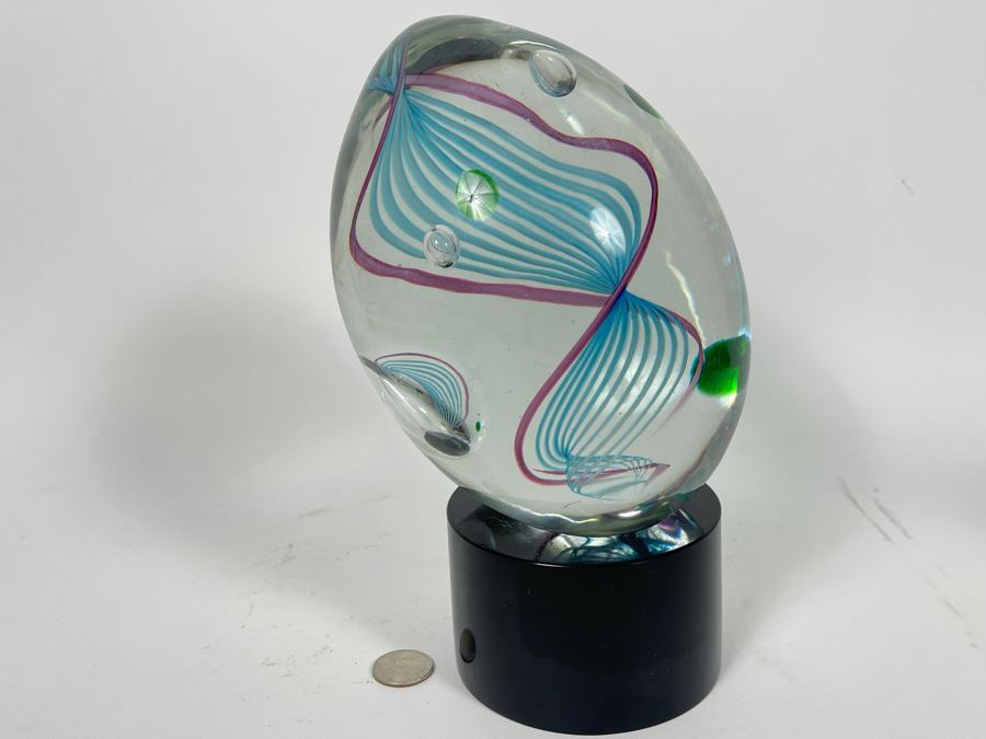 Large Art Glass Egg With Stand 10H [Photo 5]