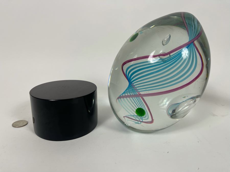 Large Art Glass Egg With Stand 10H [Photo 10]