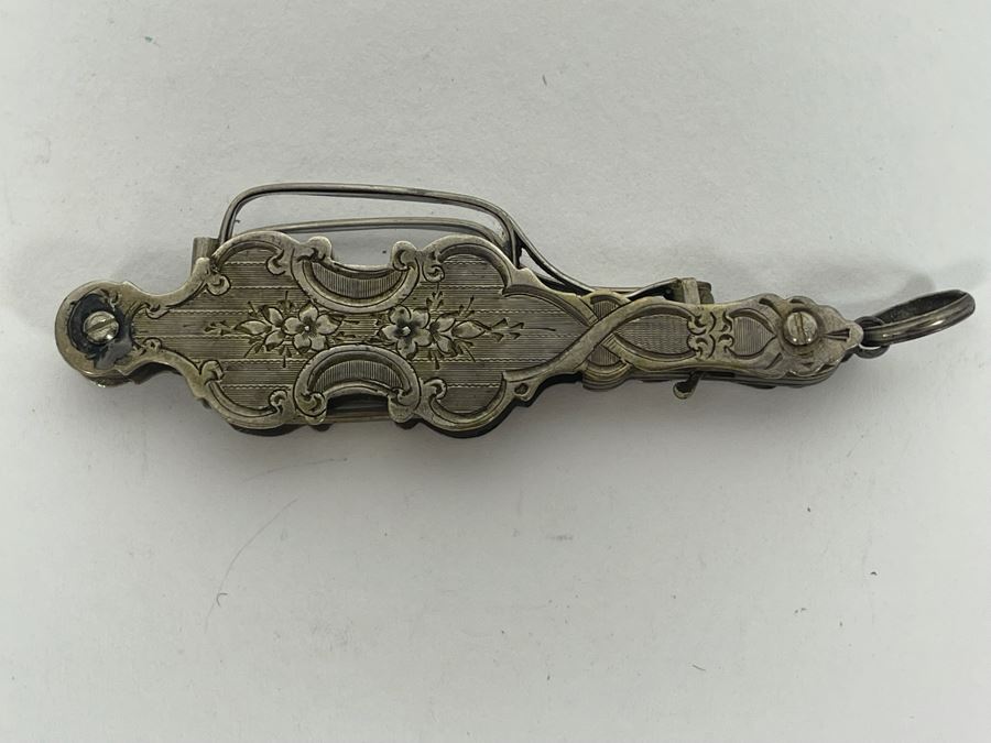 Pair Of Vintage Opera Glasses [Photo 5]