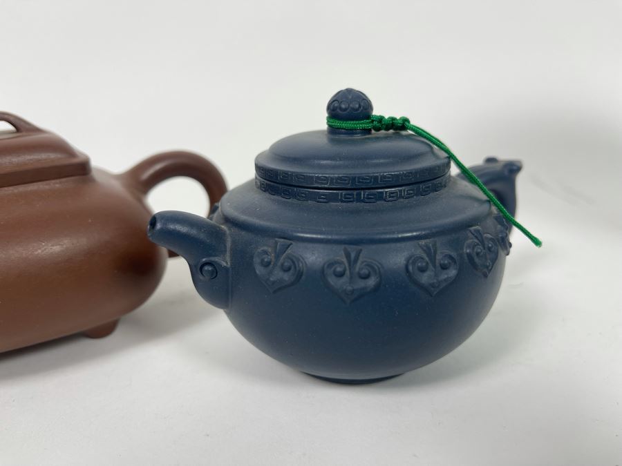 Set Of Three Chinese Clay Teapots [Photo 6]
