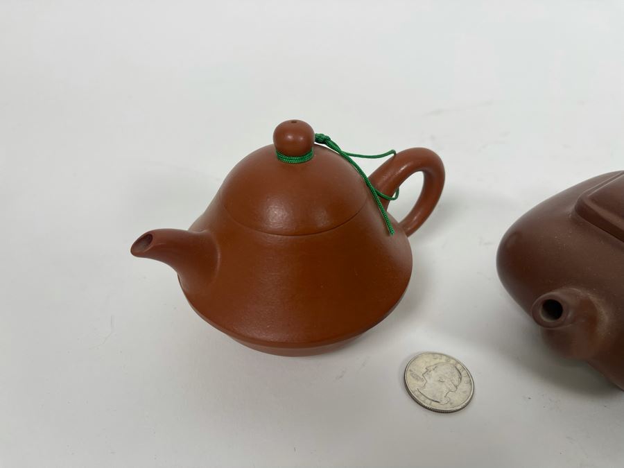 Set Of Three Chinese Clay Teapots [Photo 9]