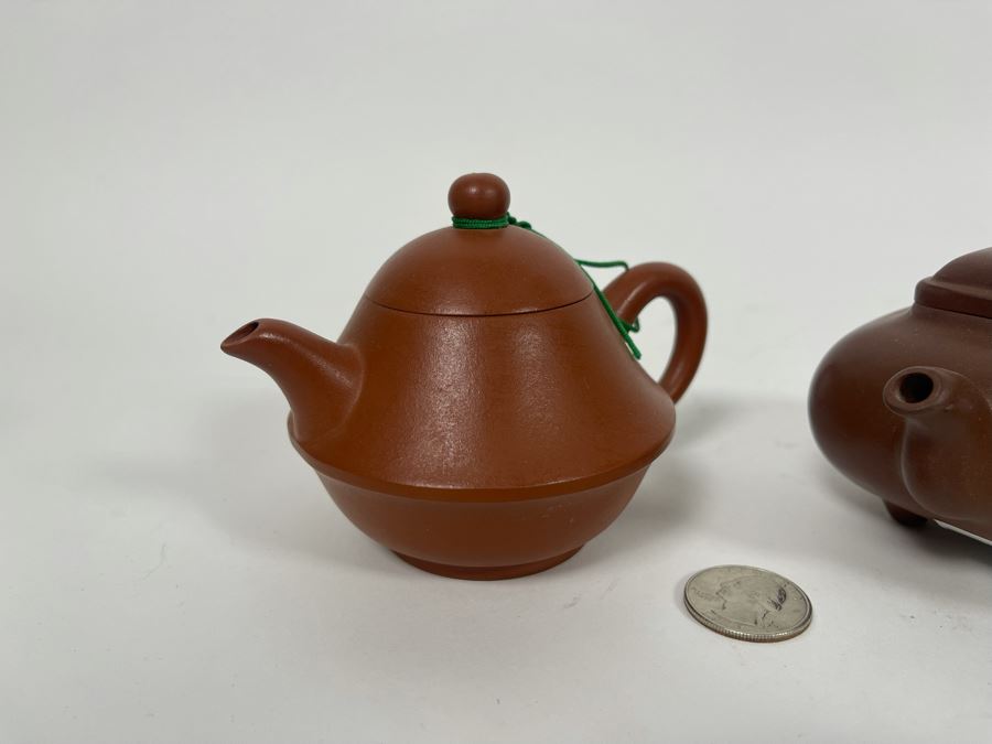 Set Of Three Chinese Clay Teapots [Photo 4]