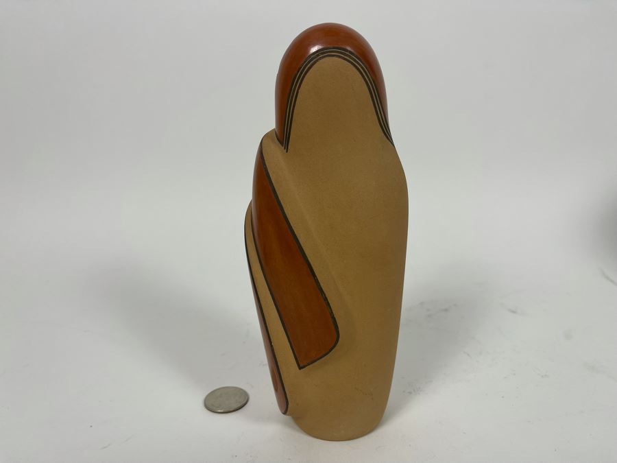 Native American Figurative Pottery By Maxine Toya Jemez 8H [Photo 7]