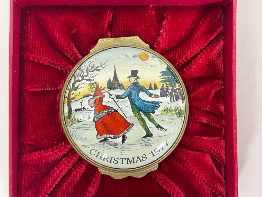 Halcyon Days Enamels England Christmas Enamel Boxes From 1977 And 1978 With Boxes [Photo 4]