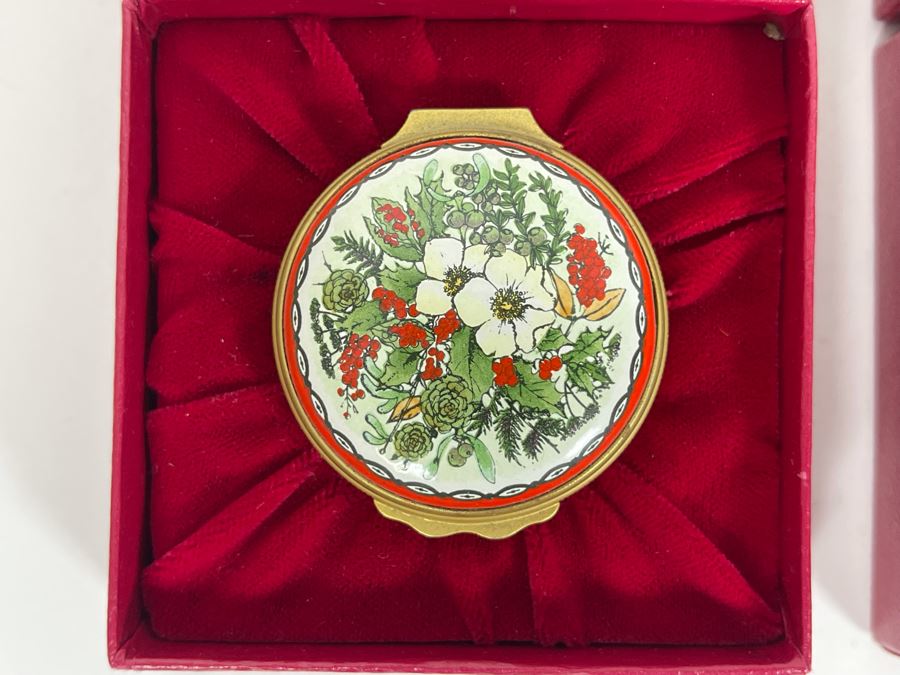 Halcyon Days Enamels England Christmas Enamel Boxes From 1981 And 1982 With Boxes [Photo 3]