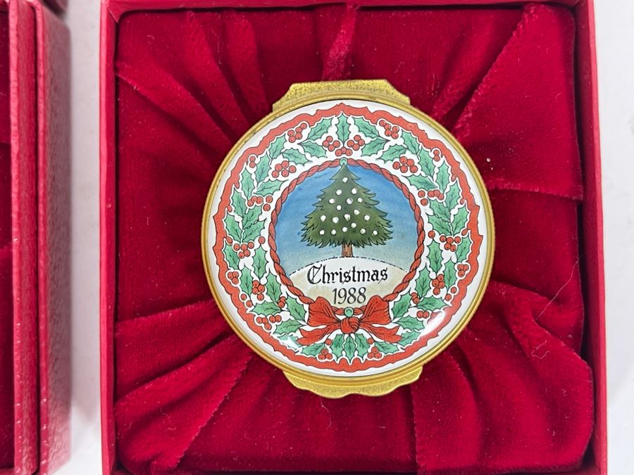 Halcyon Days Enamels England Christmas Enamel Boxes From 1987 And 1988 With Boxes [Photo 4]