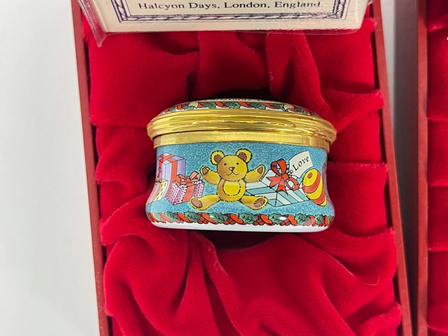 Halcyon Days Enamels England Christmas Enamel Boxes From 1995 And 1996 With Boxes [Photo 5]