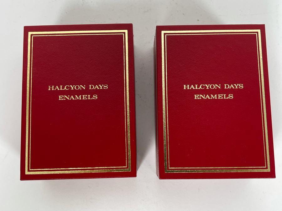 Halcyon Days Enamels England Christmas Enamel Boxes From 2001 And 2002 With Boxes [Photo 8]