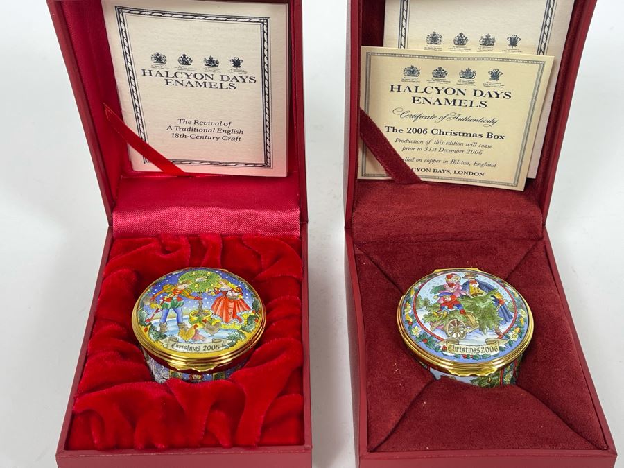 Halcyon Days Enamels England Christmas Enamel Boxes From 2005 And 2006 With Boxes [Photo 7]