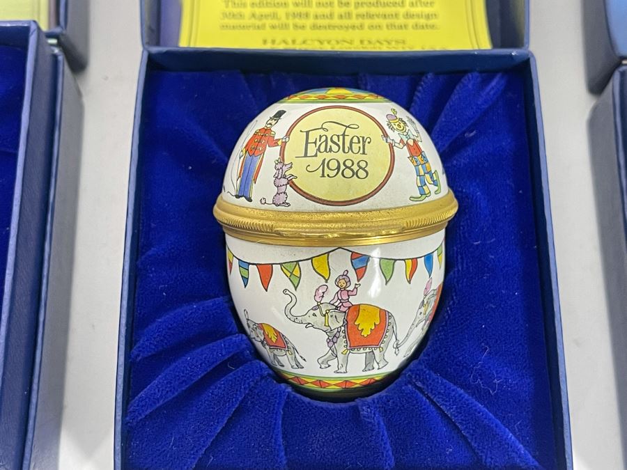 Set Of Three Halcyon Days Enamels England Easter Eggs 1986, 1988, 1989 With Boxes [Photo 3]