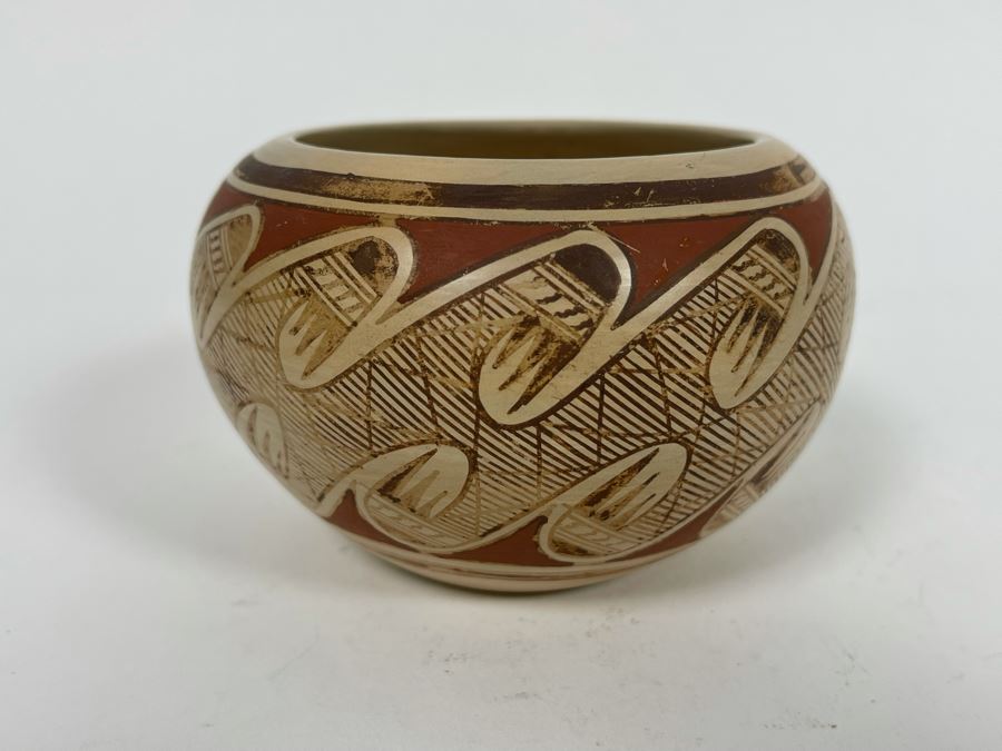 Rayvin Nampeyo Hopi-Tewa Native American Pottery Jar 4W X 2.5H [Photo 6]