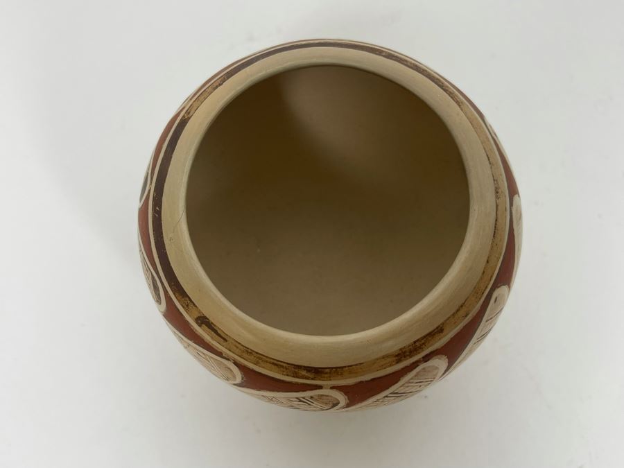 Rayvin Nampeyo Hopi-Tewa Native American Pottery Jar 4W X 2.5H [Photo 8]