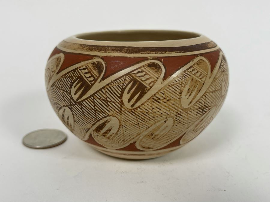 Rayvin Nampeyo Hopi-Tewa Native American Pottery Jar 4W X 2.5H [Photo 4]
