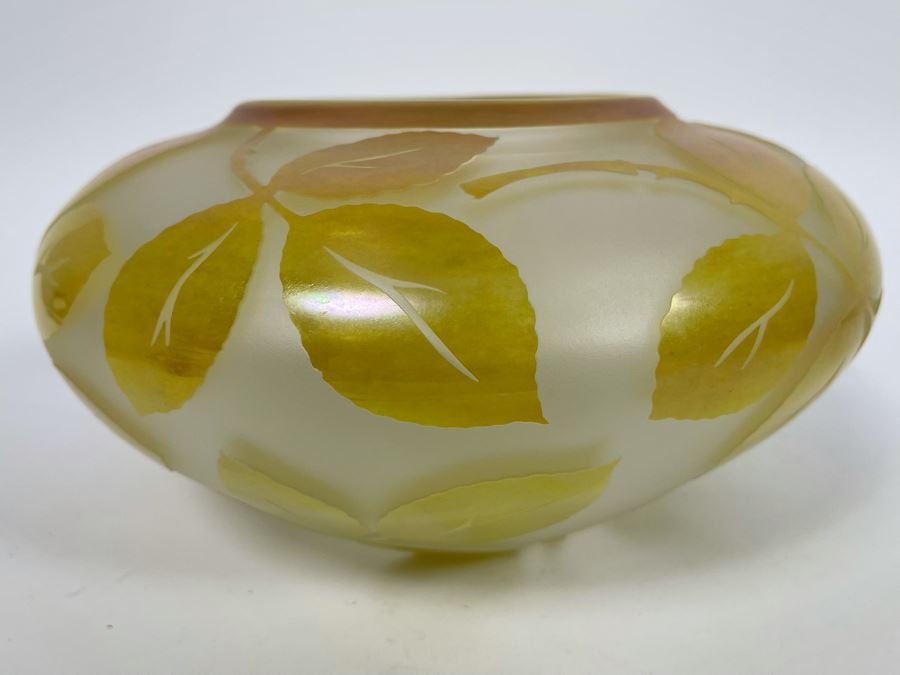 Signed Correia Etched Art Glass Bowl Limited Edition LE 2000 8W X 4.5H [Photo 11]