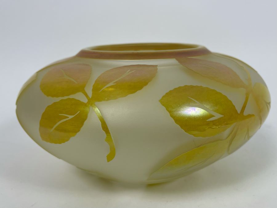 Signed Correia Etched Art Glass Bowl Limited Edition LE 2000 8W X 4.5H [Photo 9]