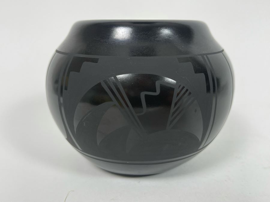 Native American Black Pottery Pot Signed Adakai 4W X 3H [Photo 4]