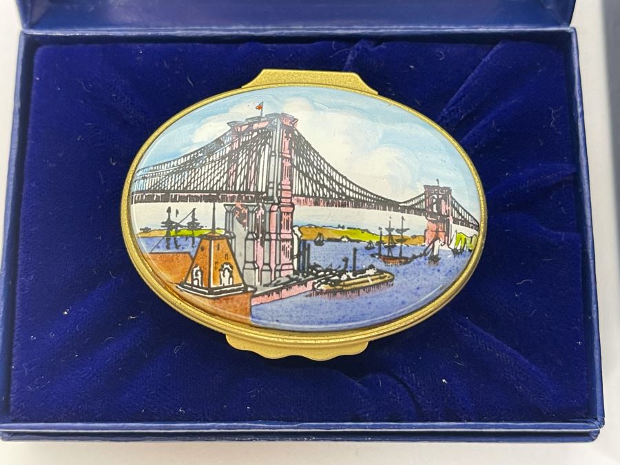 Tiffany & Co Designed Halcyon Days Enamels England Brooklyn Bridge Enamel Box And Limited Edition Cup To Commemorate The 150th Anniversary Of London's First Hansom Cab Both With Boxes [Photo 4]