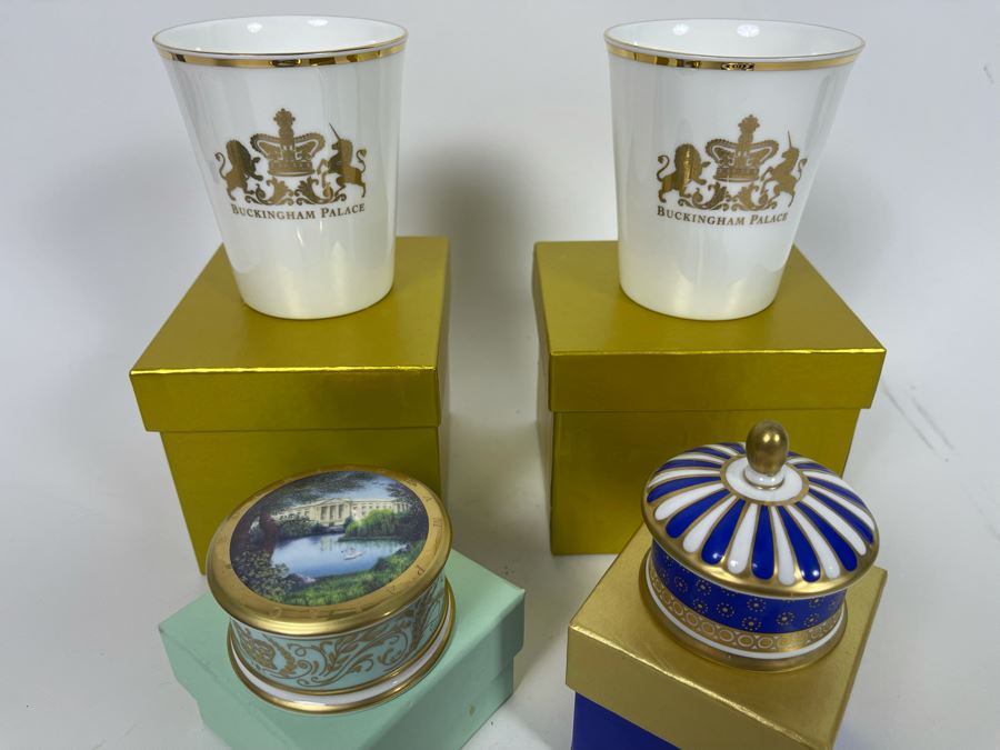 Various English Buckingham Palace China Pieces Including Pair Of Cups And Pair Of Lidded Boxes With Boxes [Photo 3]