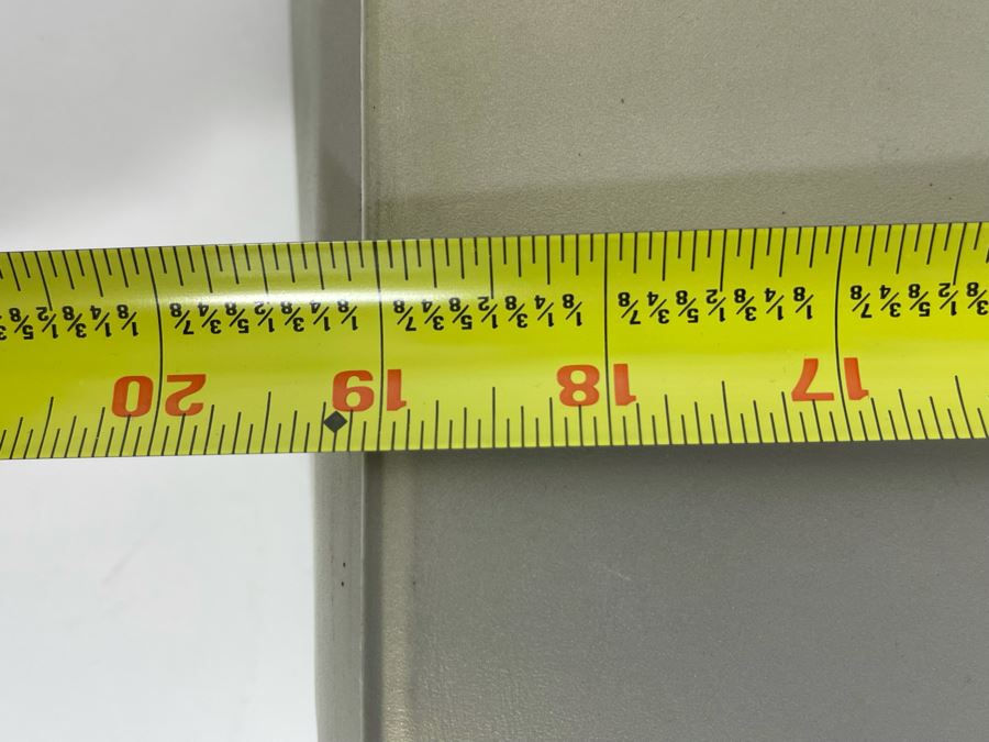 The Thirty-Six Views Of Mt. FUJI Hokusai - Series Of Landscape Prints By Japanese Ukiyo-E Artist Katsushika Hokusai (1760-1849) Missing 3 Of The Prints - Total Of 33 Hokusai Prints Published By Shuei-sha 19 X 14 (See Photos) [Photo 44]