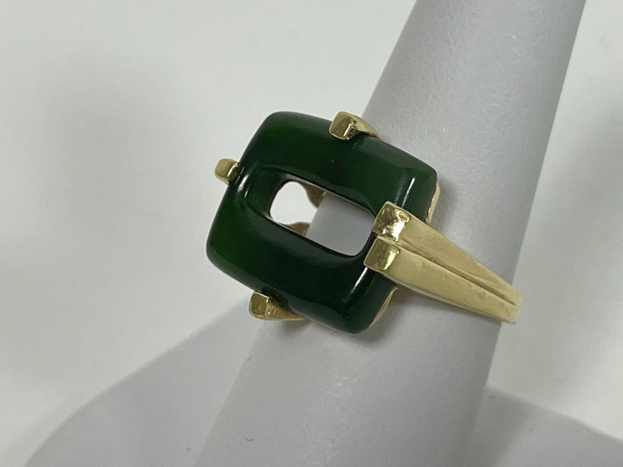 14K Gold Nephrite Ring Size 8 Retails $500-$750