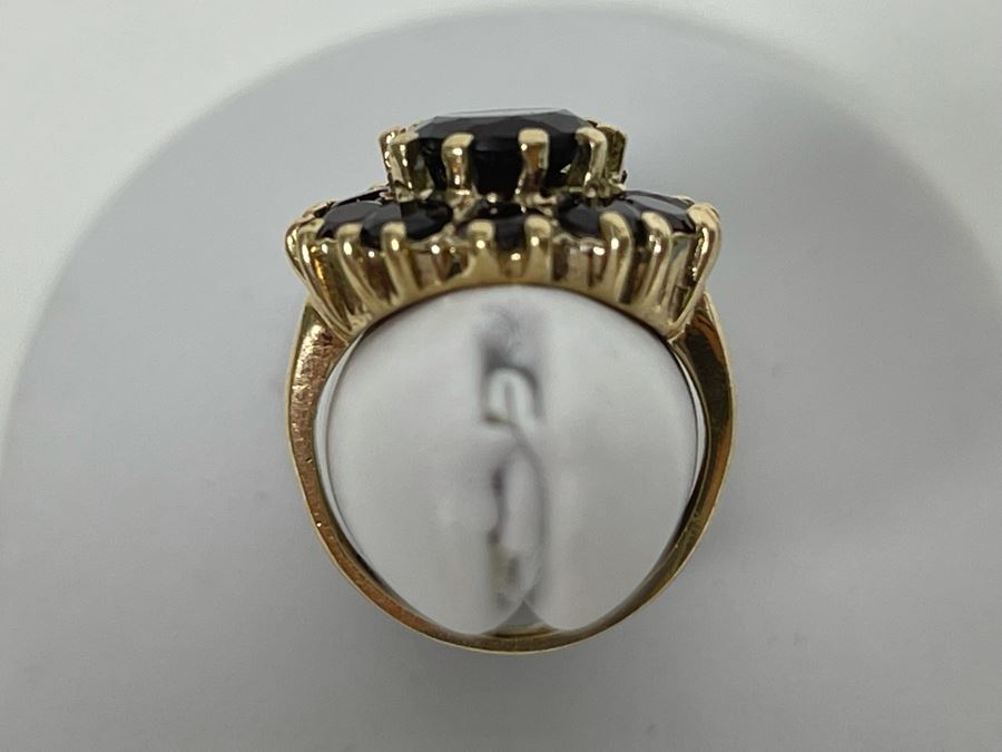 9K Gold Garnet Ring Size 4 4.5g Retails $200-$300 [Photo 6]