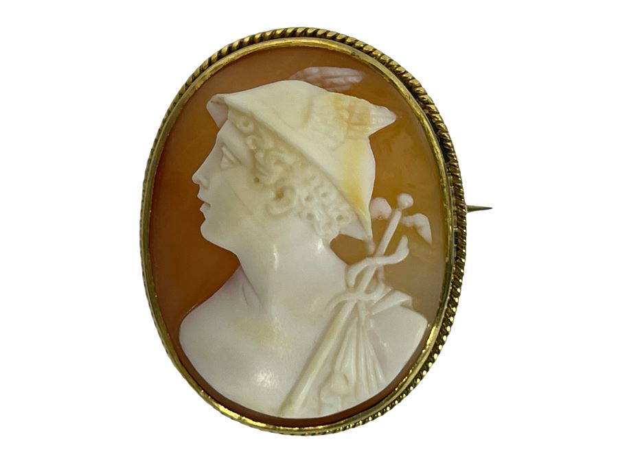 14K Gold Shell Cameo Brooch Rare Hermes Carving 7.5g Retails $300-$450