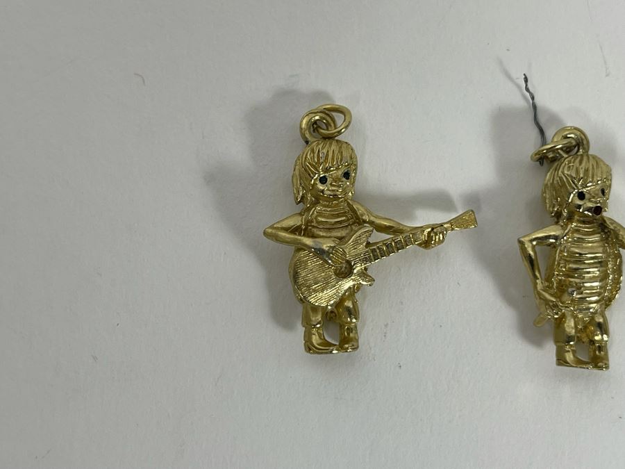 Set Of Three Charms / Pendants Of The Beatles Rock Band [Photo 5]