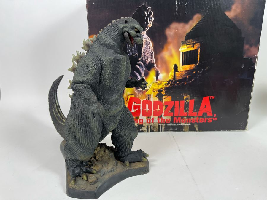 Limited Edition Godzilla Classic Series 12' Tall Painted Polyester Resin Statue With Deluxe Base Sculpted By Hideki Motoki XPlus With Original Box [Photo 12]